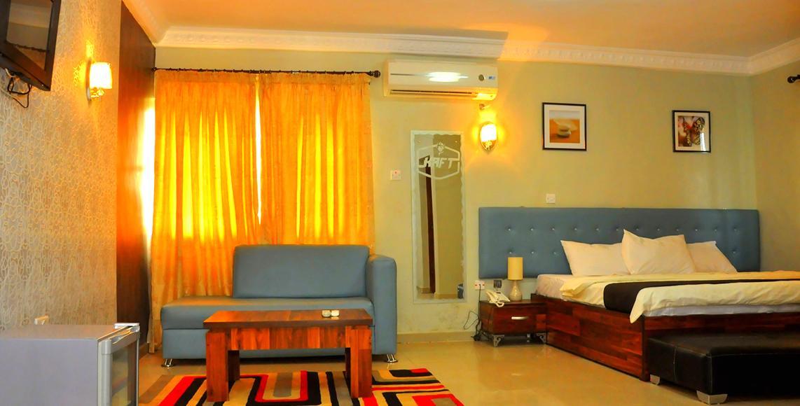 Royal Kaft Hotel Ikorodu Екстериор снимка